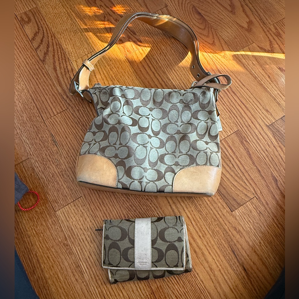 Coach Signature Brown And Tan Shoulder Bag And Matching Wallet Y2k